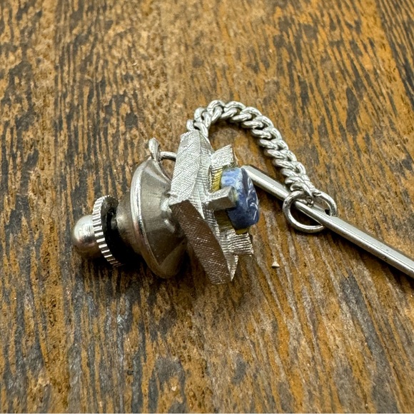 Vintage MCM blue sodalite stone textured silver tone square tie tack pin - Picture 2 of 2